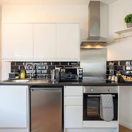 Watford Central Serviced Apartments 2 Exterior photo