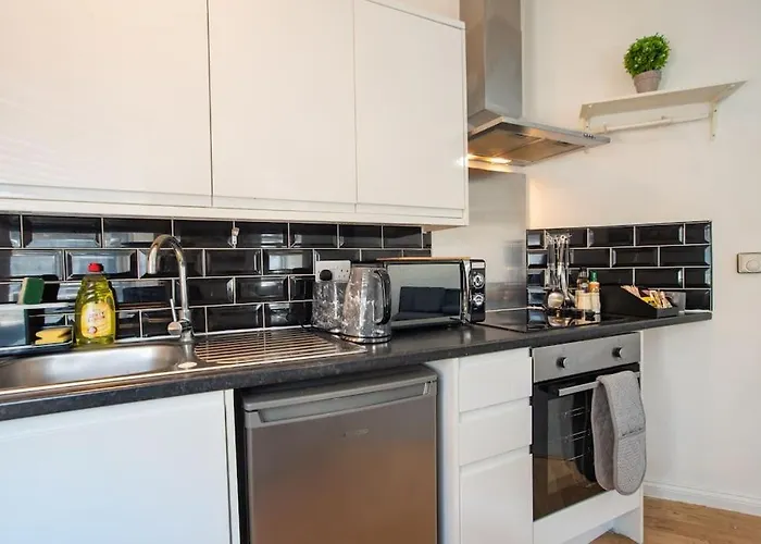 Watford Central Serviced Apartments 2
